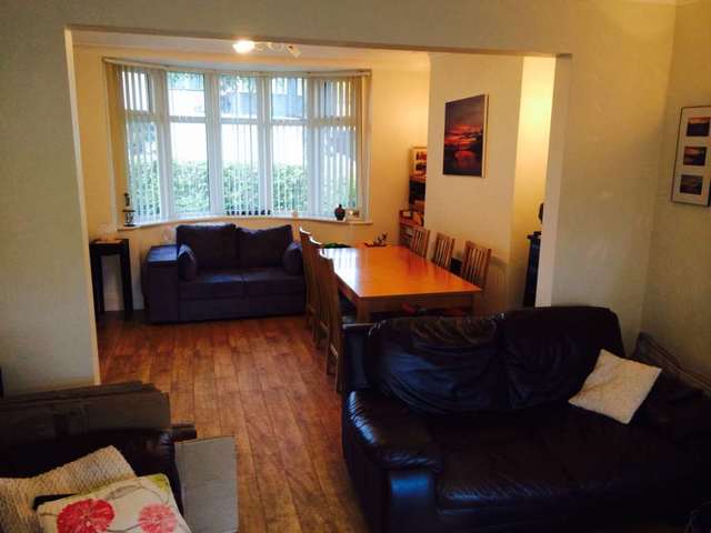 3 Bedroom House Chorlton Manchester 3 Bedroom House Chorlton Manchester