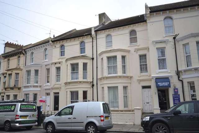  Image of 1 Bedroom Flat for sale at Hastings, TN34 1EH