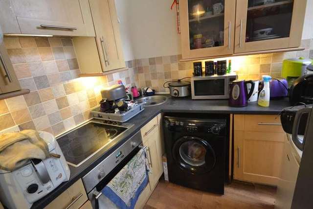  Image of 1 Bedroom Flat for sale at Hastings, TN34 1EH