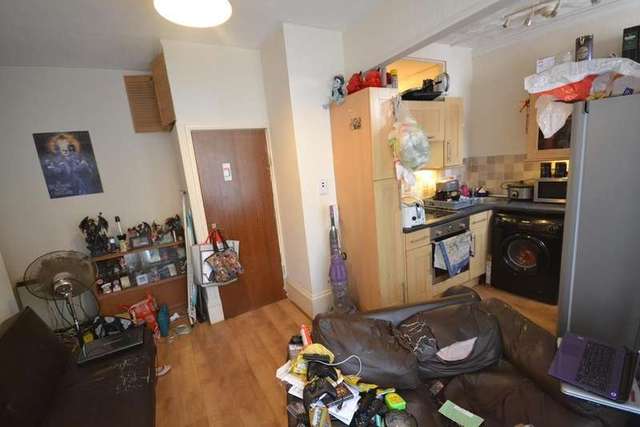  Image of 1 Bedroom Flat for sale at Hastings, TN34 1EH