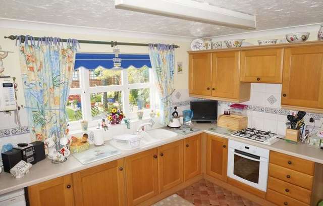  Image of 4 Bedroom Detached for sale at Cemetery Road  Peterborough, PE7 1ET