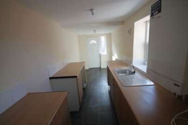  Image of 2 Bedroom Flat to rent at Chandos Street  Gateshead, NE8 4AB