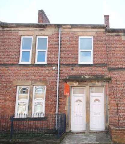  Image of 2 Bedroom Flat to rent at Chandos Street  Gateshead, NE8 4AB