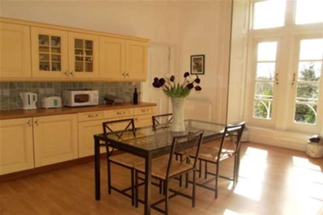  Image of 2 Bedroom Flat to rent at Chester Le Street, DH2 3RG