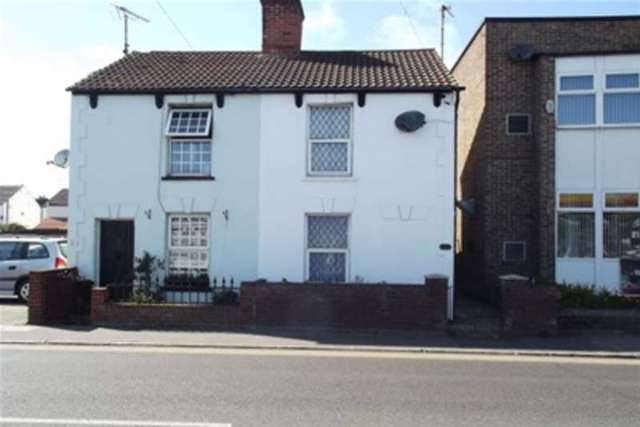  Image of 2 Bedroom Detached to rent at Clacton-on-Sea, CO15 3LT