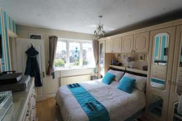  Image of 4 Bedroom Detached for sale at Colleridge Grove  Beverley, HU17 8XD