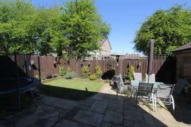  Image of 4 Bedroom Detached for sale at Colleridge Grove  Beverley, HU17 8XD
