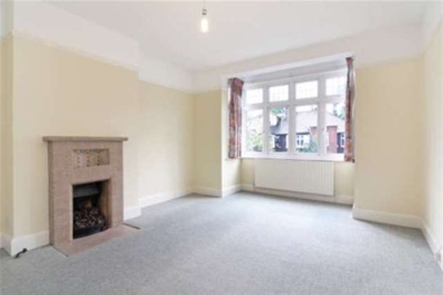  Image of 4 Bedroom Detached to rent at Southfields, SW18 5PR