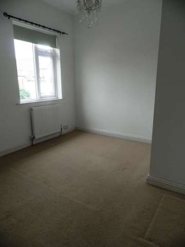  Image of 2 Bedroom Terraced for sale at Sudbury Suffolk, CO10 2DL
