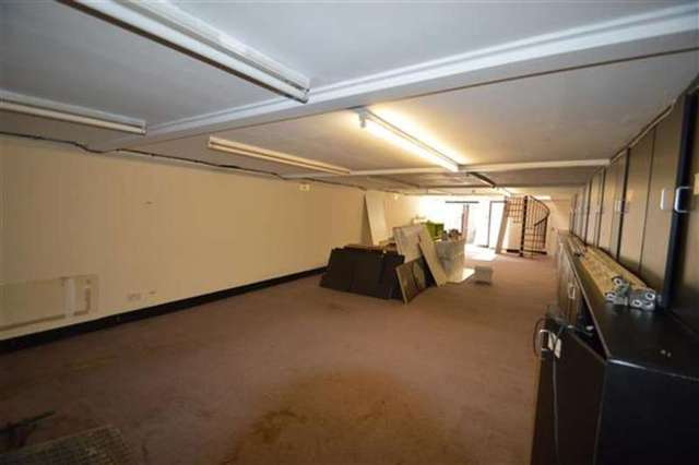  Image of Detached to rent at Mill Hill, NW7 4SD