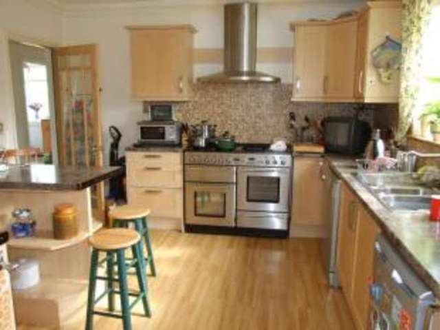 Image of 4 Bedroom Bungalow for sale at Dereham Norfolk Toftwood, NR19 1HR