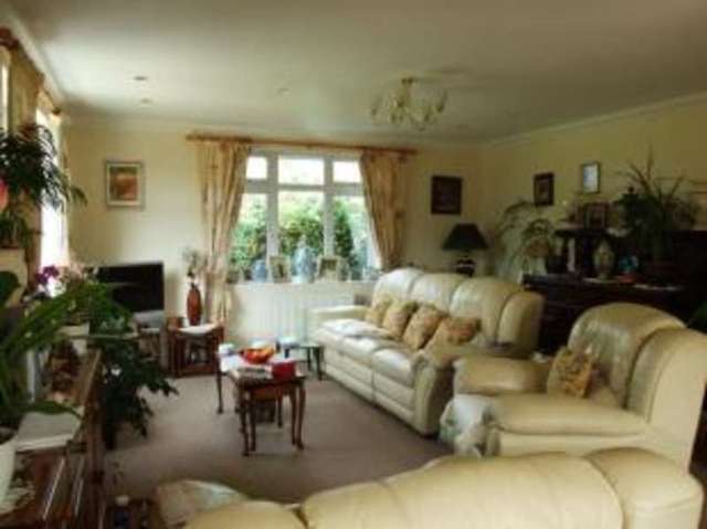  Image of 4 Bedroom Bungalow for sale at Dereham Norfolk Toftwood, NR19 1HR