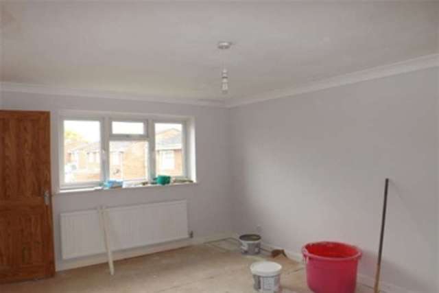 Image of 3 Bedroom Detached to rent at Waterlooville, PO8 8RN