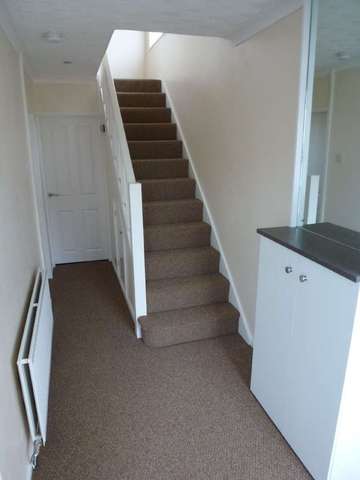  Image of 3 Bedroom Semi-Detached to rent at Dunbeath Avenue  Prescot, L35 0QH