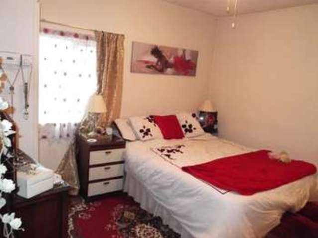  Image of 2 Bedroom Terraced for sale at East View Glascote Tamworth, B77 2BG