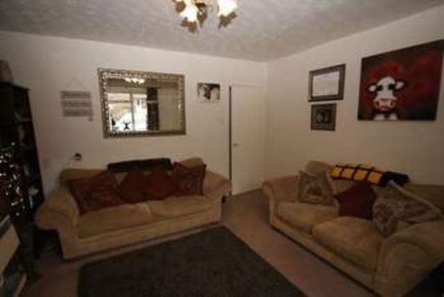  Image of 3 Bedroom Detached to rent at Edward Road  Alton, GU34 2EX