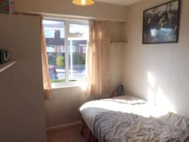  Image of 3 Bedroom Semi-Detached for sale at Exeter Devon Exwick, EX4 2DF