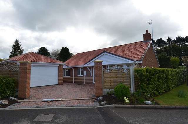  Image of 2 Bedroom Detached for sale at Fairways Drive Blackwell Bromsgrove, B60 1BB