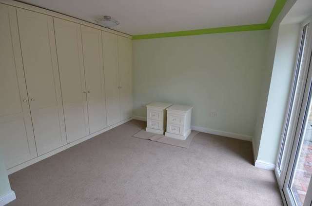  Image of 2 Bedroom Detached for sale at Fairways Drive Blackwell Bromsgrove, B60 1BB