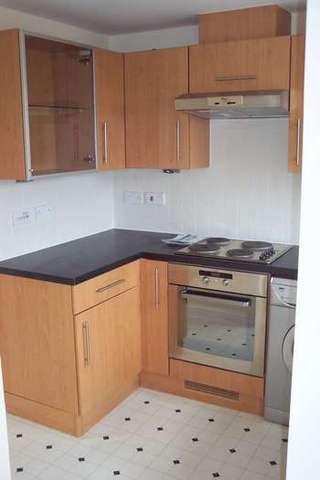  Image of 2 Bedroom Property to rent at Fenners Marsh  Gravesend, DA12 2JD