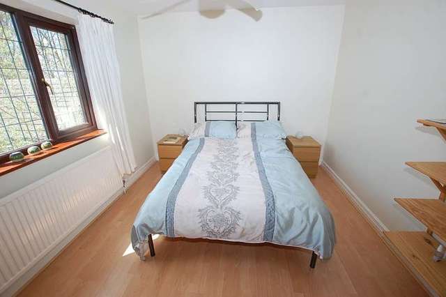  Image of 4 Bedroom Detached for sale at Mickle Trafford Chester Bridge Trafford, CH2 4QX