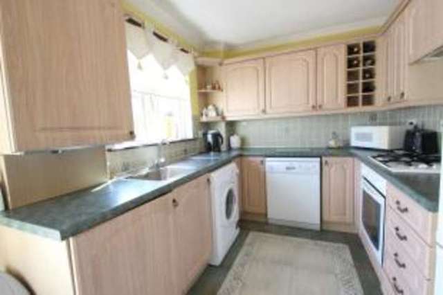  Image of 3 Bedroom Semi-Detached for sale at Paisley Renfrewshire Elderslie, PA2 8BF