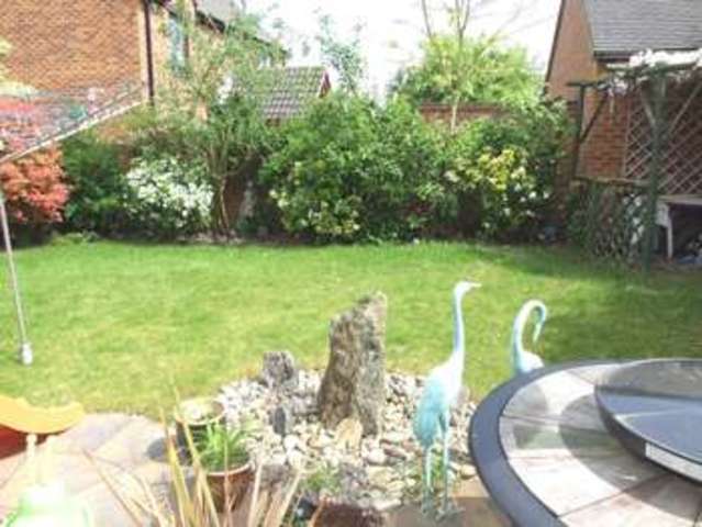  Image of 4 Bedroom Detached for sale at Warfield Easthampstead, RG12 2PL