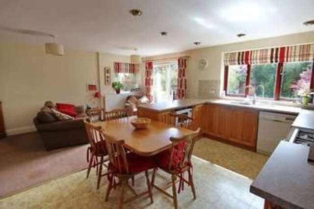  Image of 4 Bedroom Semi-Detached for sale at Grasmere Avenue Whitefield Manchester, M45 7GN