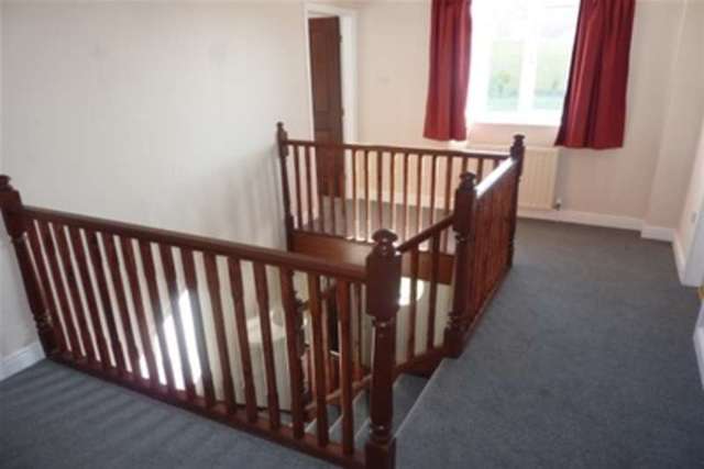  Image of 4 Bedroom Detached to rent at Uttoxeter, ST14 5BQ
