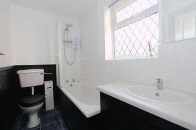  Image of 2 Bedroom Terraced for sale at Grove Hill  Hessle, HU13 0RT