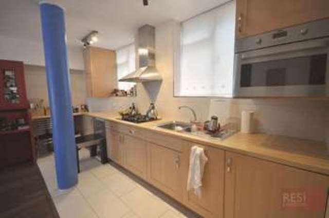  Image of 1 Bedroom Flat to rent at Guilford Street  London, WC1N 1ES