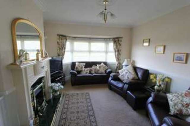  Image of 3 Bedroom Semi-Detached for sale at Hull Bridge Road  Beverley, HU17 9RT