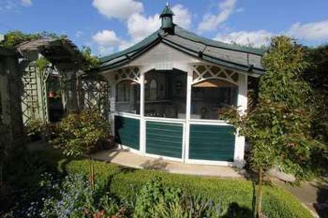  Image of 3 Bedroom Semi-Detached for sale at Hull Bridge Road  Beverley, HU17 9RT