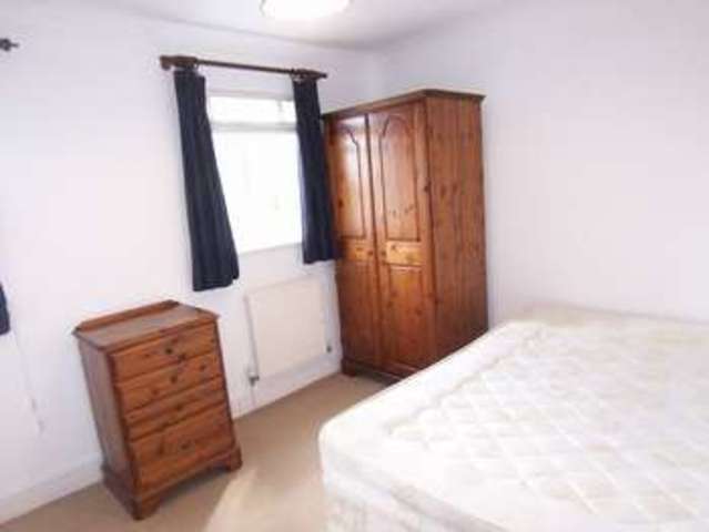  Image of 3 Bedroom Terraced for sale at Jodrell Road  London, E3 2LA