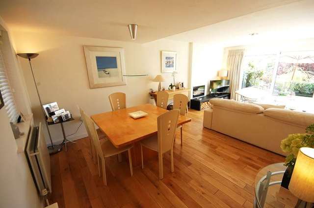  Image of 3 Bedroom Terraced for sale at Forbes Road Kings Worthy Winchester, SO23 7PQ