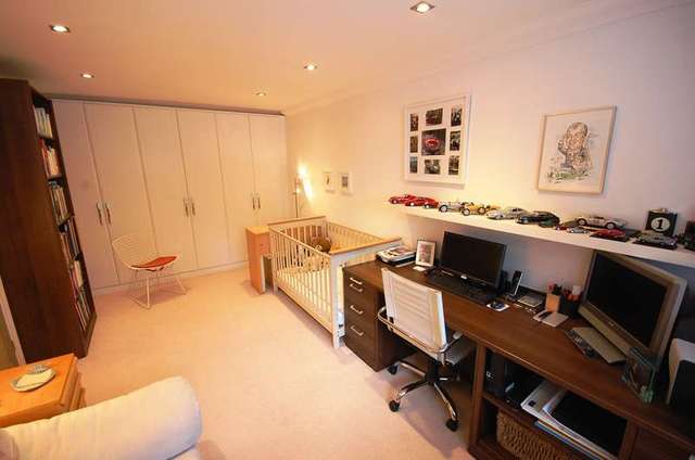  Image of 3 Bedroom Terraced for sale at Forbes Road Kings Worthy Winchester, SO23 7PQ