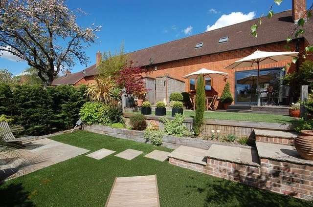  Image of 3 Bedroom Terraced for sale at Forbes Road Kings Worthy Winchester, SO23 7PQ