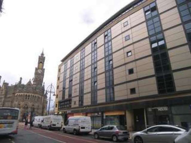  Image of 2 Bedroom Flat to rent at 11 Broadway  Bradford, BD1 1JB