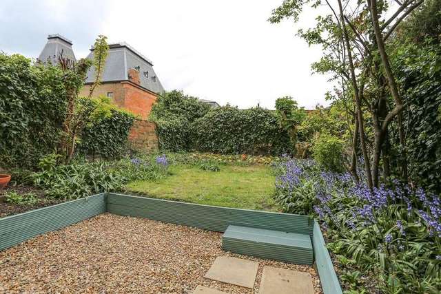  Image of 1 Bedroom Flat for sale at Hove Hove, BN3 1FT
