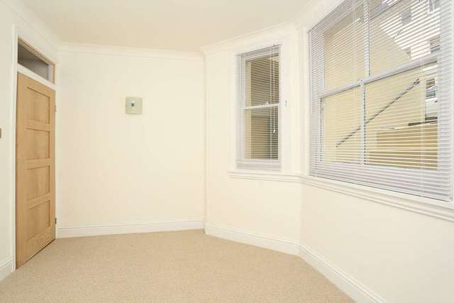  Image of 1 Bedroom Flat for sale at Hove Hove, BN3 1FT