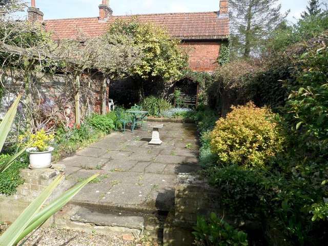  Image of 3 Bedroom Detached to rent at Little St. Marys  Long Melford, CO10 9HX