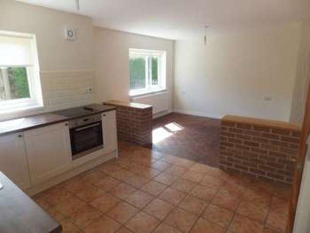  Image of 2 Bedroom Semi-Detached to rent at Llangynidr Crickhowell, NP8 1NR