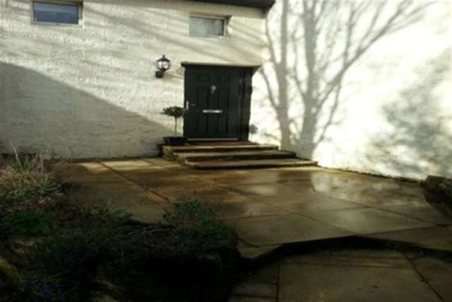 Image of 2 Bedroom Property to rent at Glasgow, G73 5QL