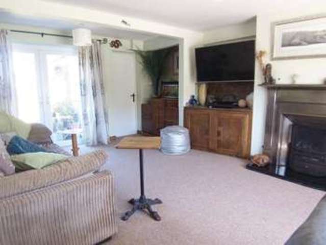  Image of 3 Bedroom Terraced for sale at Loundyes Close  Thatcham, RG18 3EA
