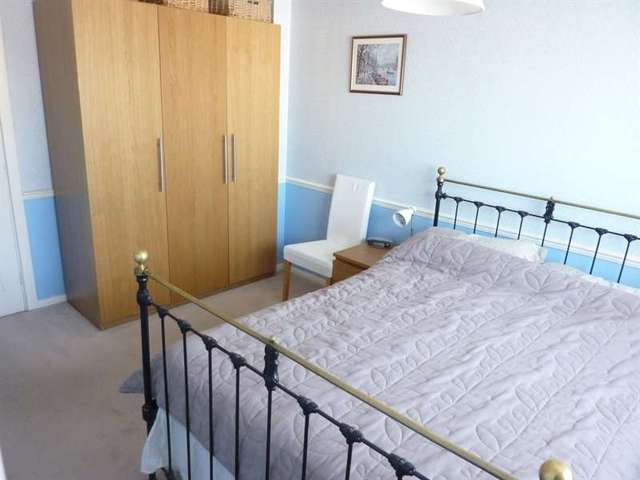  Image of 3 Bedroom Detached for sale at Kensworth Common, LU6 3LP