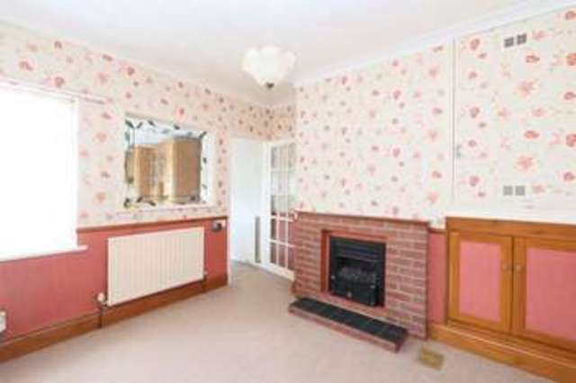  Image of 4 Bedroom Detached for sale at Main Road Bilton Hull, HU11 4DX