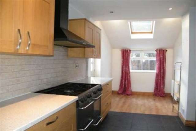  Image of 4 Bedroom Detached to rent at Southport, PR9 8NJ