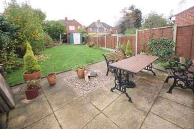  Image of 3 Bedroom Semi-Detached to rent at Manor Avenue  Derby, DE23 6EB