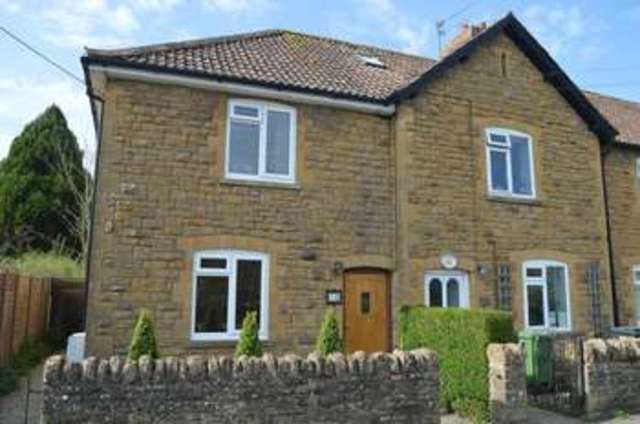  Image of 3 Bedroom Cottage for sale at Yeovil Road  Montacute, TA15 6XG