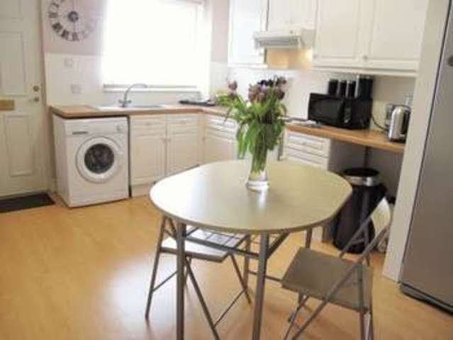  Image of 2 Bedroom Flat for sale at Waverley Place  Innerleithen, EH44 6QG